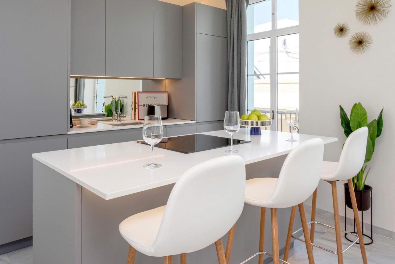 Genteel Home Catedral Кадис Екстериор снимка